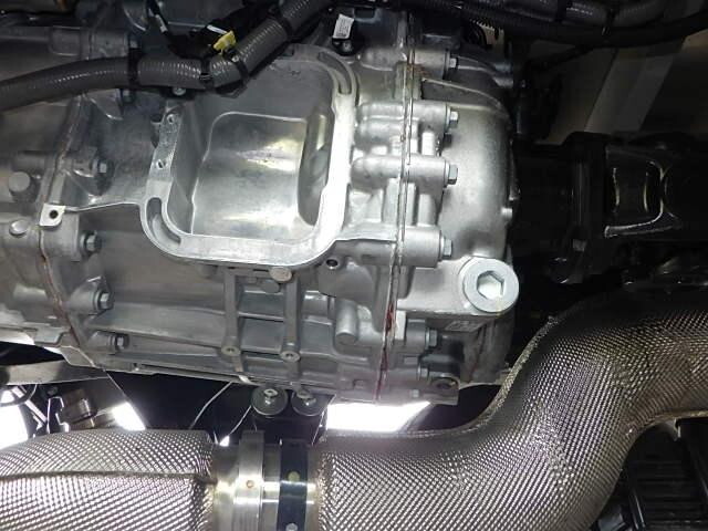 三菱ふそうスーパーグレートアルミウイング大型（10t）[写真17]