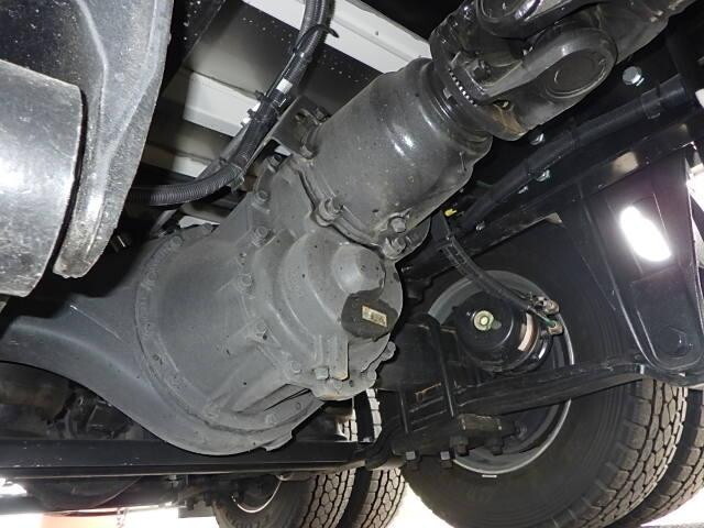 三菱ふそうスーパーグレートアルミウイング大型（10t）[写真18]