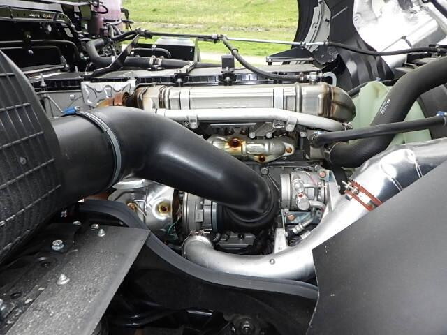 三菱ふそうスーパーグレートアルミウイング大型（10t）[写真28]