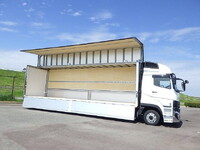 三菱ふそうスーパーグレートアルミウイング大型（10t）[写真07]