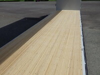 三菱ふそうスーパーグレートアルミウイング大型（10t）[写真08]