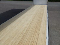 三菱ふそうスーパーグレートアルミウイング大型（10t）[写真09]