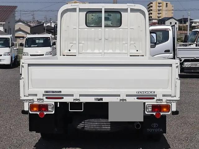 トヨタトヨエース平ボディ小型（2t・3t）[写真06]