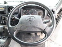 トヨタダイナ平ボディ小型（2t・3t）[写真32]