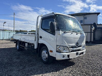 日野デュトロ平ボディ小型（2t・3t）[写真01]