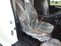 日野レンジャーセルフクレーン4段増トン（6t・8t）[写真28]