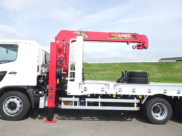 日野レンジャーセルフクレーン4段増トン（6t・8t）[写真06]