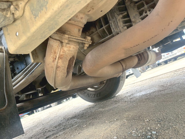 いすゞギガ深ダンプ（土砂禁ダンプ）大型（10t）[写真19]