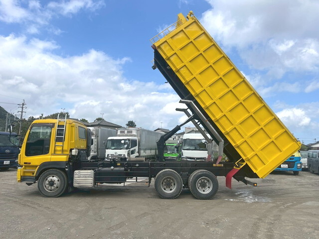 いすゞギガ深ダンプ（土砂禁ダンプ）大型（10t）[写真06]
