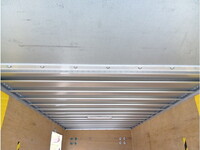 いすゞエルフアルミバン小型（2t・3t）[写真14]