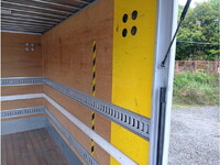 いすゞエルフアルミバン小型（2t・3t）[写真16]