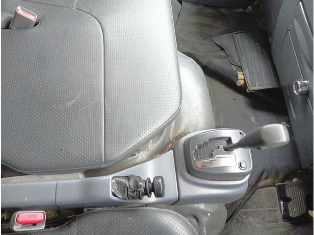 いすゞエルフアルミバン小型（2t・3t）[写真25]