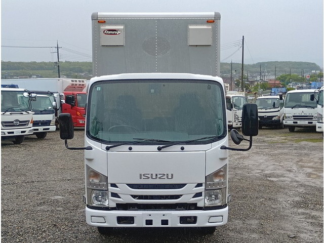 いすゞエルフアルミバン小型（2t・3t）[写真03]