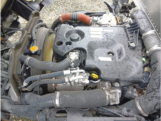 いすゞエルフアルミバン小型（2t・3t）[写真30]