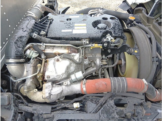 いすゞエルフアルミバン小型（2t・3t）[写真32]