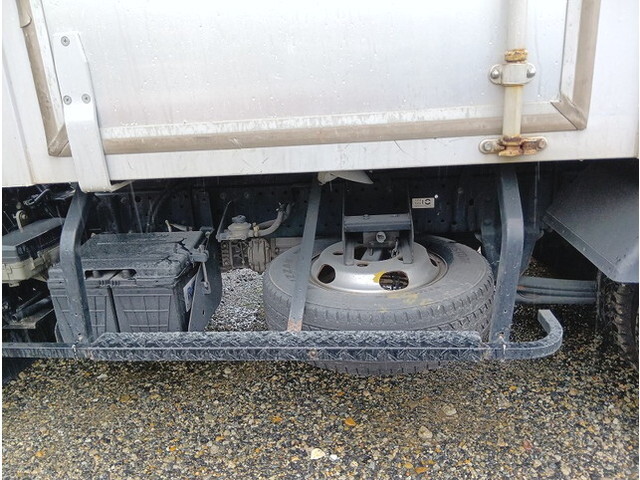 いすゞエルフアルミバン小型（2t・3t）[写真39]