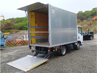 いすゞエルフアルミバン小型（2t・3t）[写真10]