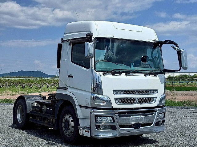 三菱ふそうスーパーグレートトレーラーヘッド（トラクターヘッド）大型（10t）[写真01]