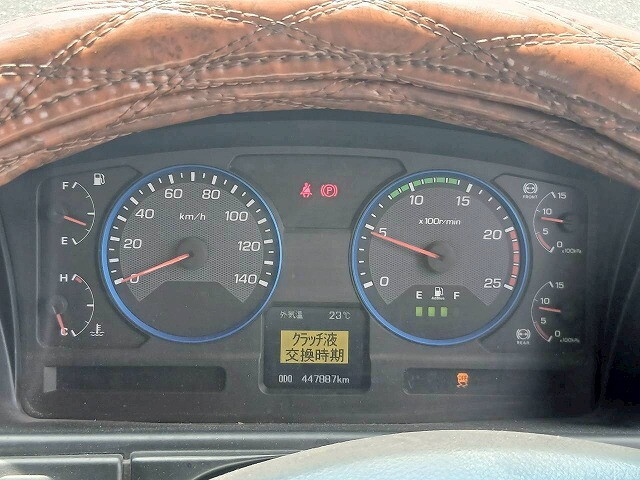 三菱ふそうスーパーグレートトレーラーヘッド（トラクターヘッド）大型（10t）[写真10]