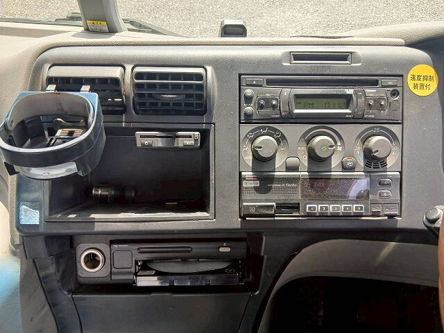 三菱ふそうスーパーグレートトレーラーヘッド（トラクターヘッド）大型（10t）[写真14]