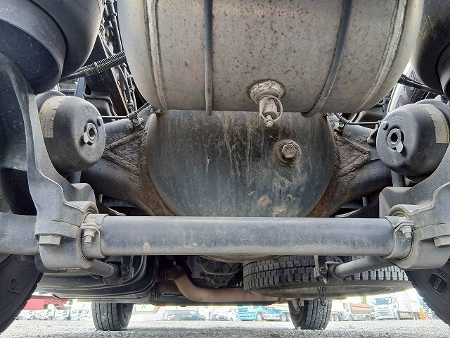 三菱ふそうスーパーグレートトレーラーヘッド（トラクターヘッド）大型（10t）[写真26]