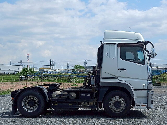 三菱ふそうスーパーグレートトレーラーヘッド（トラクターヘッド）大型（10t）[写真05]