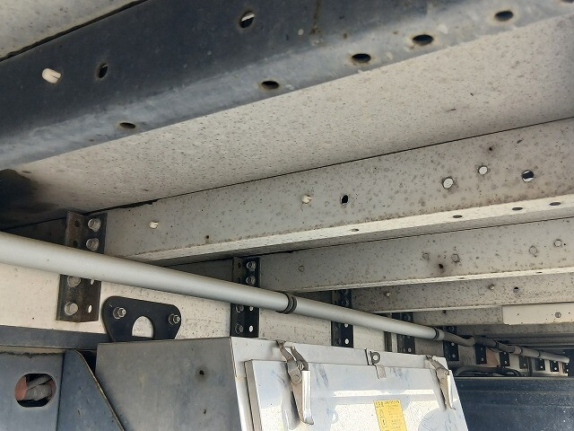 日野レンジャーアルミウイング中型（4t）[写真37]