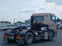 UDトラックスクオントレーラーヘッド（トラクターヘッド）大型（10t）[写真07]