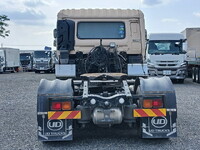 UDトラックスクオントレーラーヘッド（トラクターヘッド）大型（10t）[写真08]