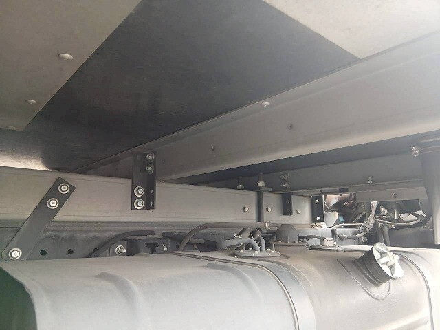 日野デュトロ冷凍車（冷蔵車）小型（2t・3t）[写真31]