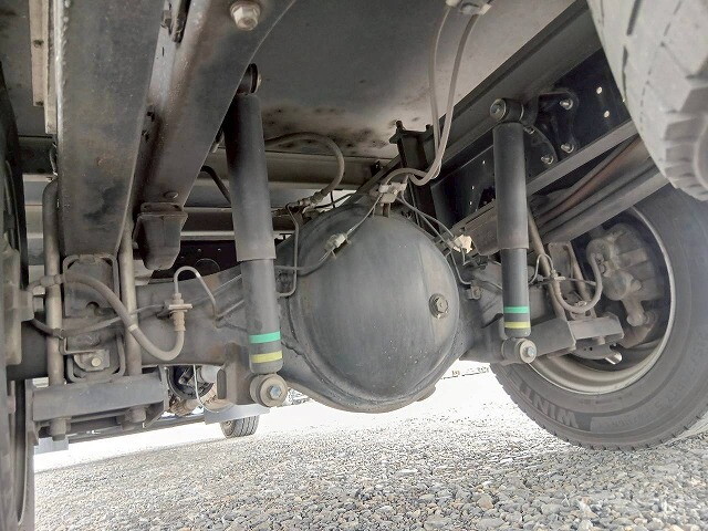 日野デュトロ冷凍車（冷蔵車）小型（2t・3t）[写真34]