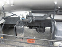 三菱ふそうスーパーグレートバキュームカー大型（10t）[写真13]