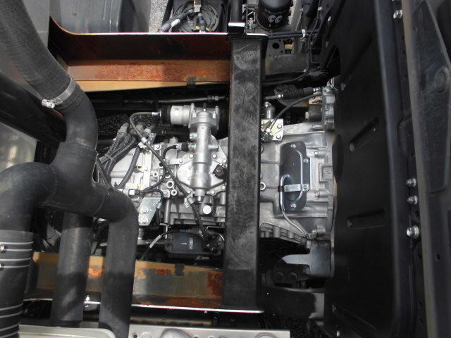 三菱ふそうスーパーグレートバキュームカー大型（10t）[写真13]