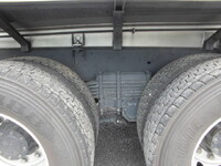 三菱ふそうスーパーグレートバキュームカー大型（10t）[写真16]