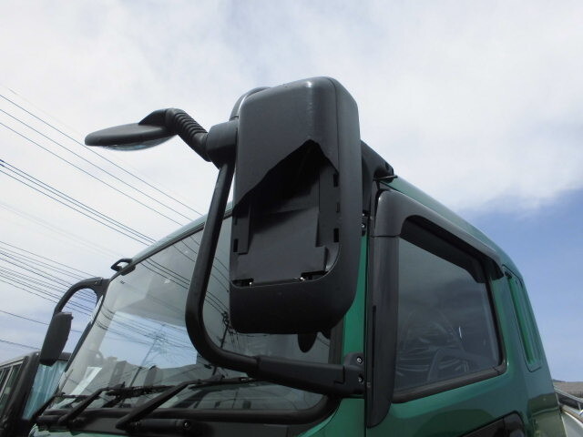 三菱ふそうスーパーグレートバキュームカー大型（10t）[写真23]