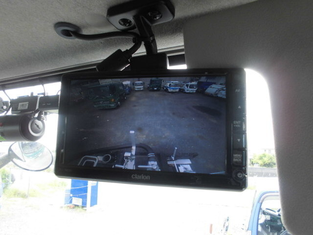 三菱ふそうスーパーグレートバキュームカー大型（10t）[写真29]