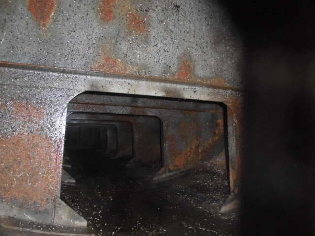 三菱ふそうスーパーグレートバキュームカー大型（10t）[写真04]