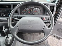 いすゞエルフ平ボディ小型（2t・3t）[写真05]