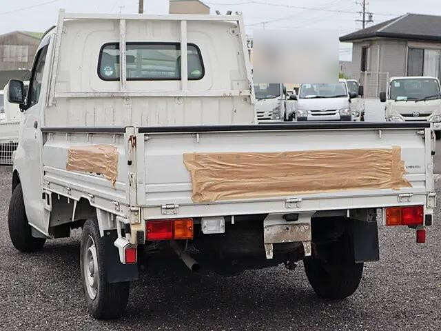 トヨタタウンエース平ボディ小型（2t・3t）[写真03]