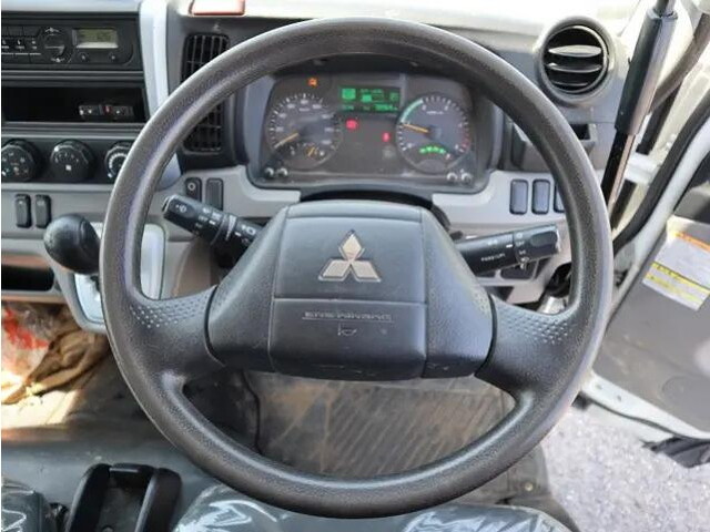 三菱ふそうキャンターダンプ小型（2t・3t）[写真04]