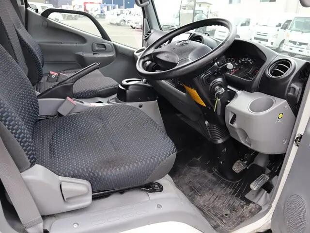 トヨタダイナダブルキャブ（Wキャブ）小型（2t・3t）[写真25]