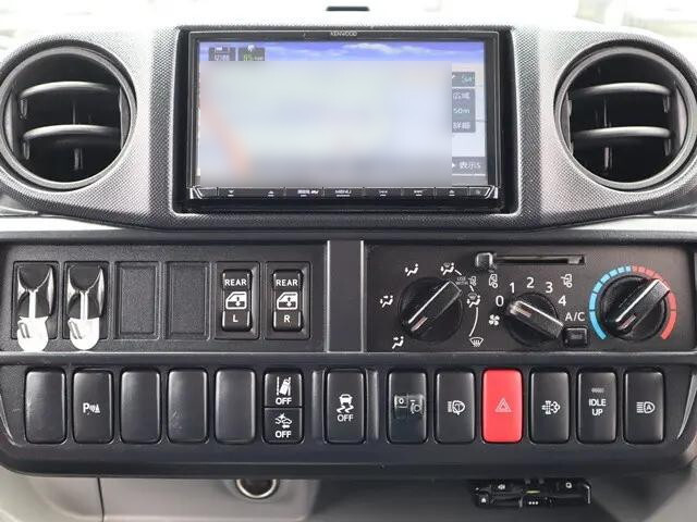 トヨタダイナダブルキャブ（Wキャブ）小型（2t・3t）[写真35]