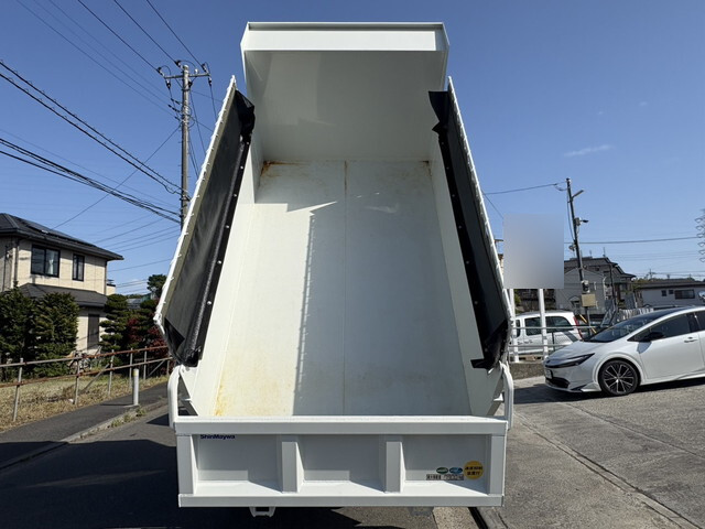 三菱ふそうファイターダンプ増トン（6t・8t）[写真10]