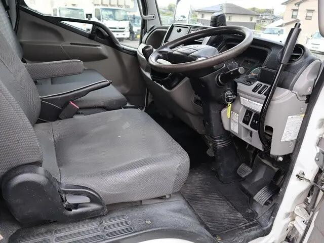 三菱ふそうキャンターダンプ小型（2t・3t）[写真29]