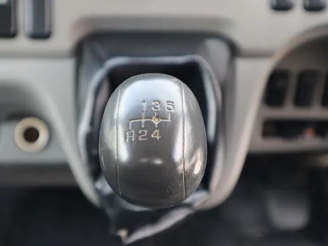 三菱ふそうキャンターダンプ小型（2t・3t）[写真34]