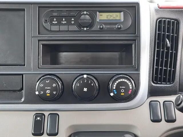 三菱ふそうキャンターダンプ小型（2t・3t）[写真35]