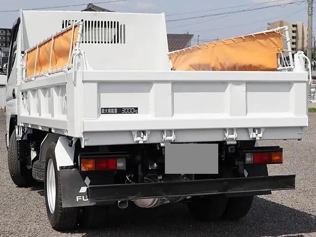 三菱ふそうキャンターダンプ小型（2t・3t）[写真04]