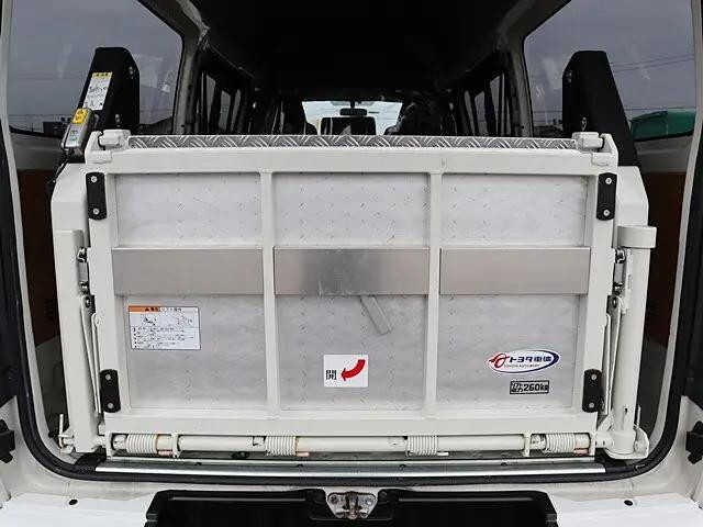 トヨタハイエースその他の形状小型（2t・3t）[写真10]