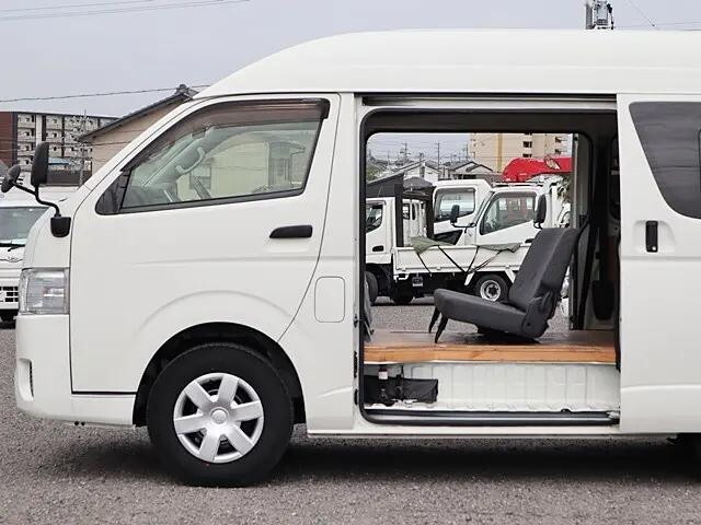 トヨタハイエースその他の形状小型（2t・3t）[写真06]