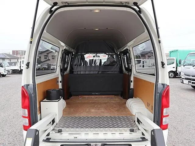 トヨタハイエースその他の形状小型（2t・3t）[写真08]